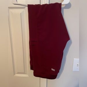 FIGS SCRUBS ❤️ Kade Cargo